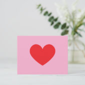 Coeur rouge sur carte postale (Debout devant)