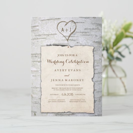 Coeur sculpté dans l'arbre Faire-part de mariage e (Debout devant)