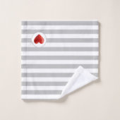 Cœur sur gris argenté et rayures blanches (Gant de toilette)