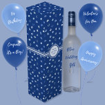 Coeurs - Bleu clair sur Boite à vin bleu foncé<br><div class="desc">Coeurs dans différentes nuances de bleus plus clairs sur un arrière - plan bleu foncé. D'autres coloris sont disponibles,  y compris sur un arrière - plan bleu clair.</div>