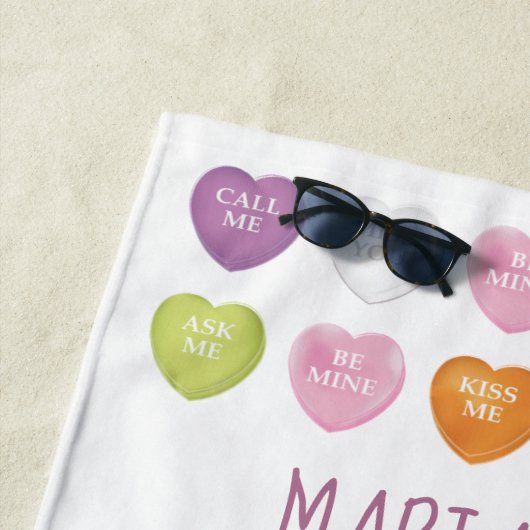 Coeurs de conversation Serviette de plage personna (En situation)