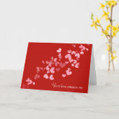 Cœurs de la Saint-Valentin flottants sur carte rou (Fleur jaune)