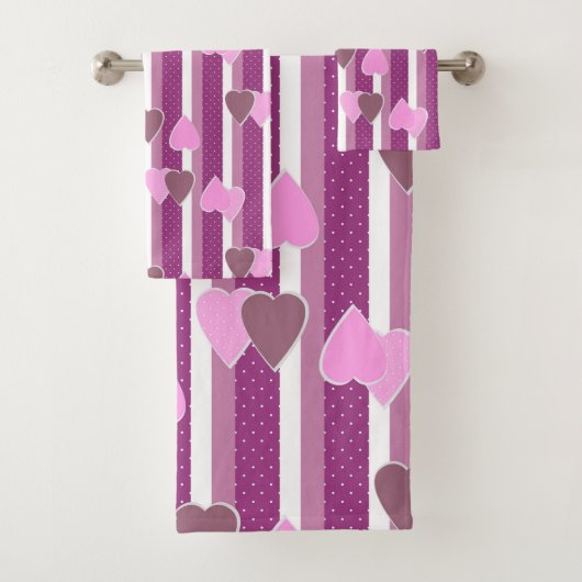 Cœurs de la Saint-Valentin sur fond rayé (En situation)