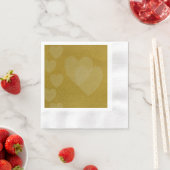 Coeurs de serviettes en papier or (En situation)