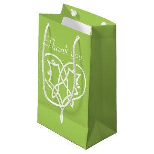 Coeurs de tissage celtique dans le sac cadeau Peri