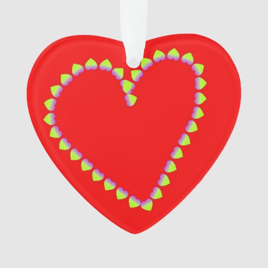 Coeurs en forme de coeur sur rouge (devant)