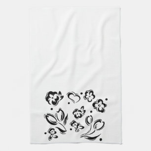 Coeurs et serviette de plat noirs et blancs de