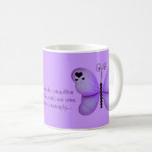 Coeurs et tasse pourpre de citation de papillons (Devant droit)