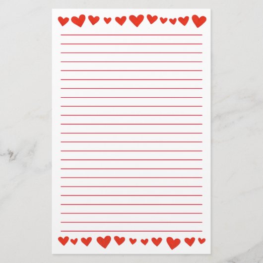 Coeurs rouges sur la papeterie rayée par blanc (Devant)