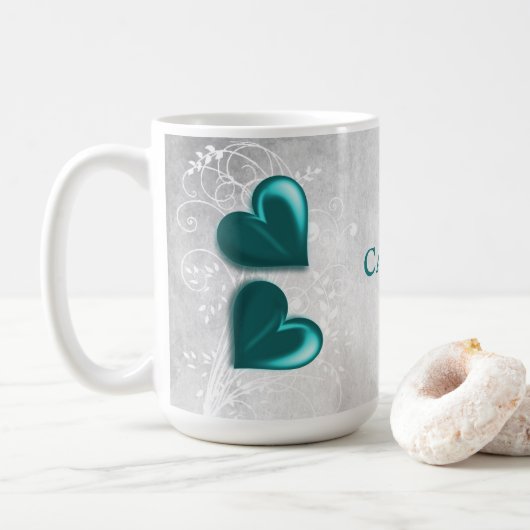 Coeurs turquoises Mug café personnalisé (Avec donut)