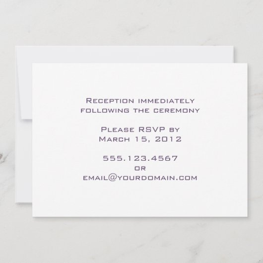 Cœurs violets sur invitation de mariage à rayures  (Dos)