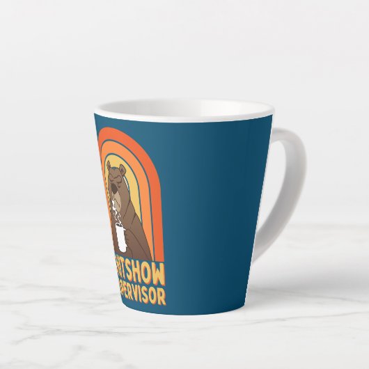 COFFEE BEER SHITSHOW TOEZICHTHOUDER Funny Boss Latte Mok (Rechterhoek)