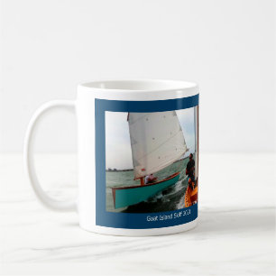 Coffee Mug pour le calendrier Skiff de l'île aux 