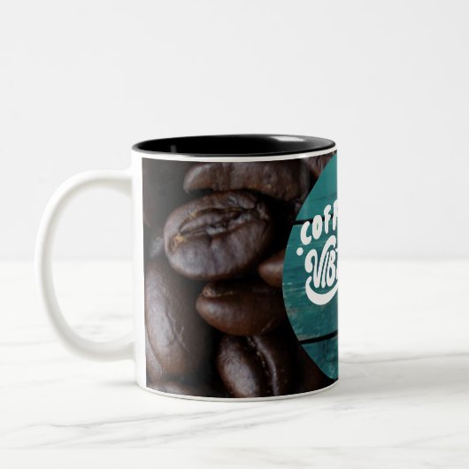 Coffee Vibes Tweekleurige Koffiemok (Links)