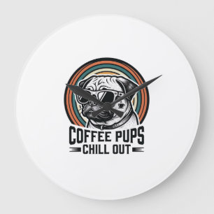 Coffeeshirt Honden Retro Chille Pug Grafisch_1 Grote Klok