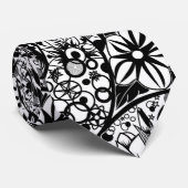Col cravate floral noir fleurs blanches feuilles (Roulé)