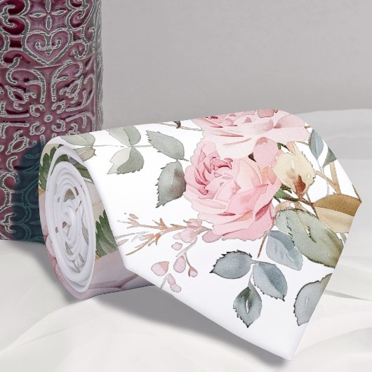 Col cravate roses aquarelle