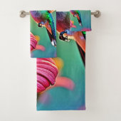 Colibri vibrant au coucher du soleil (En situation)