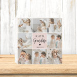 Collage Photo Rose We Love You Grand-mère Meilleur<br><div class="desc">"Collage Photo Pink We Love You Grandma Best Gift" pourrait se référer à un cadeau sentimental et personnalisé pour une grand-mère. Ce cadeau peut inclure une collection de photos arrangées dans un format collage, dressées contre un arrière - plan rose pour ajouter une touche de chaleur et de féminité. Le...</div>