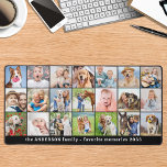 Collage photo simple 21 Texte personnalisé Personn<br><div class="desc">Ce tapis de bureau est doté d'un collage photo personnalisable, parfait pour présenter vos photos préférées de famille, d'animaux de compagnie, d'amis ou de grands-parents. Le design moderne et mignon est idéal pour les amoureux de les chiens, les familles et les amis, ou toute personne qui cherche un accessoire de...</div>