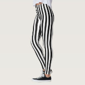 Collants rayés noir et blanc (Gauche)