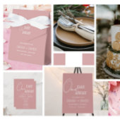 Assiettes En Carton Dîner De Répétition D'Un Jour