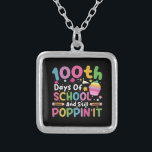 Collier 100 Jours D'École Et Toujours Poppin' Girl<br><div class="desc">100 Jours D'École Et Toujours Poppin' Unicorn Girl Pop It</div>