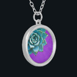 Collier Aquarelle Succulente dentelle pourpre<br><div class="desc">Ce collier romantique présente un aqua succulent sur un arrière - plan en dentelle violette. Si vous planifiez un mariage et y compris des succulents dans vos bouquets,  ceux-ci feraient de jolis colliers de demoiselles d'honneur.</div>