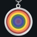 Collier Arc-en-ciel<br><div class="desc">Les cercles concentrés forment un bullseye de couleur arc-en-ciel. Le cercle le plus extérieur est rouge, suivi par orange, jaune, vert, bleu, indigo, et se terminant par violet au centre. Célébrez votre fierté LGBT ou votre amour des arc-en-ciel ! numériquement a créé une image de 7 500 x 7 500...</div>