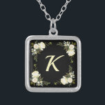 Collier Boho Floral Monogram Bridesmaid Cadeau<br><div class="desc">Ce joli monogramme floral boho bridesmaid design de collier cadeau est sûr de plaire avec son joli design floral personnalisé. Ce design présente des roses blanches antiques avec un monogramme couleur crème. Personnalisez-le avec le monogramme de votre choix et customisez la police et la couleur à votre goût.</div>