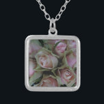 Collier Bouquet de fleurs de Roses verts roses<br><div class="desc">Bouquet de fleurs de Roses verts roses</div>