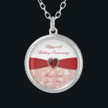 Collier Conception d'anniversaire de mariage de damassé<br><div class="desc">Les images d'un Digitalbcon conçoivent comporter un thème rouge et blanc rouge de conception de couleur et de damassé avec une série d'images, formes, motifs, styles et polices faits sur commande dans cette "conception d'anniversaire de mariage de damassé quarantième" un-de-un-aimable. Avec cette conception attrayante et élégante vous aurez tous vos...</div>