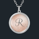 Collier Damask<br><div class="desc">Monogramme Rose or Damas et monogramme gris foncé Silver Plated Collier. Consultez notre collection pour les produits correspondants.</div>