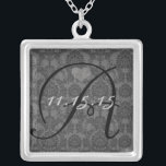 Collier Damask Monogramme Mariage Date Anniversaire Collie<br><div class="desc">Mariage Keepsaké Mariage Colliers - pour changer la couleur arrière - plan - cliquez sur personnaliser - cliquez sur modifier - choisissez l'outil dernier dans le menu déroulant et choisissez l'une des couleurs affichées ou entrez votre code hexadécimal rgb pour votre couleur de mariage personnalisée - pour changer la couleur...</div>