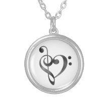 Collier de coeur de clef triple de clef basse de
