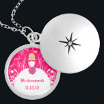 Collier de femme de Mariage Blonde Fuchsia<br><div class="desc">Colliers de conservation Choisissez soit Silver Plated Gold Finish ou Sterling Silver Unique Personnalisé! st Christmas Cadeau Mariage Keepsaké Wedding Party Colliers - pour changer la couleur arrière - plan - cliquez sur personnaliser - cliquez sur modifier - choisissez l'outil dernier dans le menu déroulant et choisissez l'une des couleurs...</div>
