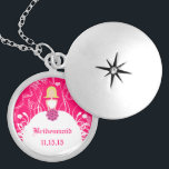 Collier de femme de Mariage Blonde Fuchsia<br><div class="desc">Colliers de conservation Choisissez soit Silver Plated Gold Finish, soit Sterling Silver Unique Personnalisé Mariage Keepsaké Wedding Party Colliers - pour changer la couleur arrière - plan - cliquez sur personnaliser - cliquez sur modifier - choisissez dernier outil dans le menu déroulant et choisissez parmi l'une des couleurs affichées ou...</div>