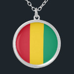 Collier Drapeau Guinée<br><div class="desc">Drapeau patriotique de Guinée.</div>