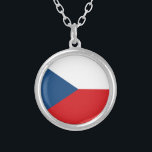 Collier Drapeau République tchèque<br><div class="desc">La République tchèque, également connue sous le nom de Tchéquie, est un pays enclavé d'Europe centrale. Historiquement connue sous le nom de Bohême, elle est bordée par l'Autriche au sud, l'Allemagne à l'ouest, la Pologne au nord-est et la Slovaquie au sud-est. La capitale et la plus grande ville est Prague...</div>