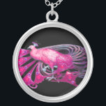 COLLIER ÉLÉGANT PEACOCK EN ROSE, FUCHSIE ET NOIR<br><div class="desc">Design coloré et élégant avec pierres 3D lumineuses Design graphique numérique par Bulgan Lumini. Partie de la nouvelle collection ARCADIA.</div>