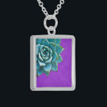 Collier En Argent Aquarelle Succulente dentelle pourpre<br><div class="desc">Ce collier romantique présente un aqua succulent sur un arrière - plan en dentelle violette. Si vous planifiez un mariage et y compris des succulents dans vos bouquets,  ceux-ci feraient de jolis colliers de demoiselles d'honneur.</div>