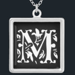 Collier en argent Momogramme<br><div class="desc">Colliers de conservation Choisissez soit Silver Plated Gold Finish ou Sterling Silver Unique Personnalisé! st Christmas Cadeau Mariage Keepsaké Wedding Party Colliers - pour changer la couleur arrière - plan - cliquez sur personnaliser - cliquez sur modifier - choisissez l'outil dernier dans le menu déroulant et choisissez l'une des couleurs...</div>