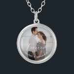 Collier Engagé Forever a une belle bague photo personnalis<br><div class="desc">"Forever a une belle bague à elle" collier photo personnalisé.</div>