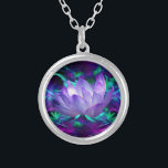 Collier Fleur de lotus pourpre et sa signification<br><div class="desc">Le symbolisme floral associé au lotus est l'amour éloigné et l'oubli du passé. Le lotus est la fleur nationale de l'Inde. Le lotus bleu ou indien, aussi connu comme le haricot de l'Inde et le nénuphar sacré de l'hindouisme et du bouddhisme. Les racines de lotus sont également largement utilisées dans...</div>