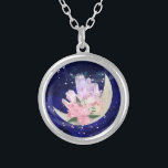 Collier *~* Floral AP40 Cristaux Lune Mystic OMBRE Parties<br><div class="desc">(recherchez AP40 pour des produits similaires) NECKLACE - Luna Celestial Deep Navy Blue arrière - plan avec Silver Stars. * Énergétiquement Amélioré Magique Luna Lune Lune Cristaux Céleste Boho Cosmique Arc en Ciel Unicornes couleurs HOLO OMBRE avec ÉTOILES Étincelantes parties scintillant MARINE BLEU ciel arrière - plan. Cette création mystique...</div>