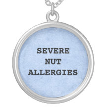 Collier grave d'allergies d'écrou