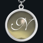 Collier Gray Agate Gem Monogramme<br><div class="desc">Design élégant et unique avec pierres précieuses. Modélisation et rendu en 3D Studio Max par Bulgan Lumini .Part de la série Hyper Talismans.</div>