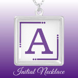 Collier Initiale personnalisée violet blanc<br><div class="desc">Collier personnalisé / pendentif. Ajoutez votre initiale. Jeu de couleurs : violet et blanc</div>