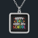 Collier Joyeux 100e jour de l'enseignant étudiant<br><div class="desc">Joyeux 100e jour de l'école 100 jours de l'école enseignant T-shirt étudiant</div>