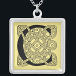 Collier Lettre C Vintage Monogramme de noeud celtique<br><div class="desc">Lettre Celtique C La lettre majuscule C tourne autour d'un noeud celtique vintage. Ce "C" vintage est un merveilleux monogramme pour que "C" quelqu'un dans votre vie ! Ce C initial est fait dans un style de lettrage très orné, typique dans le vieux anglais et vieux monde Celtique noeuds que...</div>
